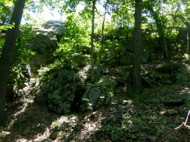 Pinnacle Rock 