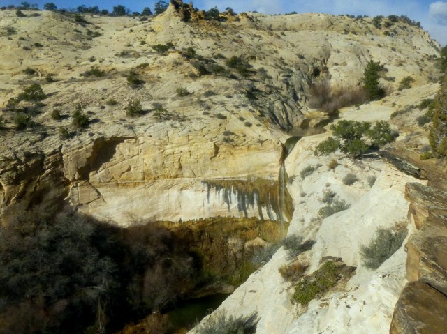 Upper Calf Creek Falls and the pool from the upper route