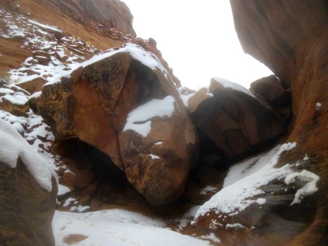 Boulder jam in Stair Canyon, east fork