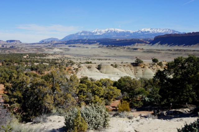 Henry Mountains, Wildcat Mesa, and Grand Gulch from the top of a ridge 1/2 mile up the Red Canyon Trail, Capitol Reef National Park
