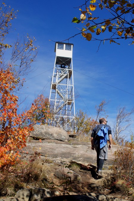 Approaching the Hadley Mountain fire tower